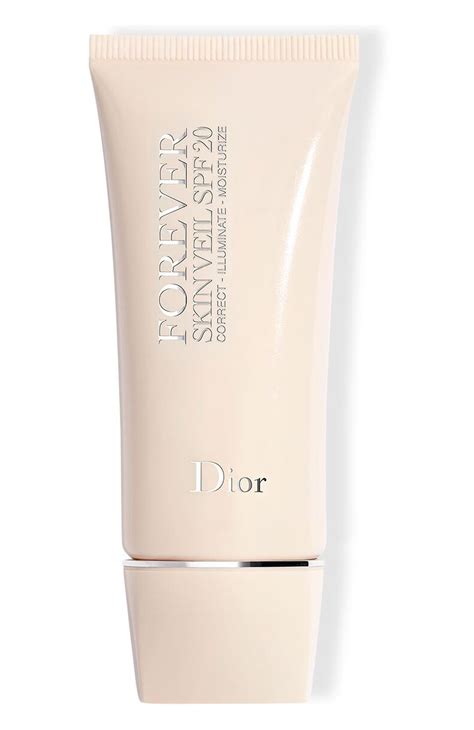 База под макияж Dior Forever Skin Veil SPF 20 .